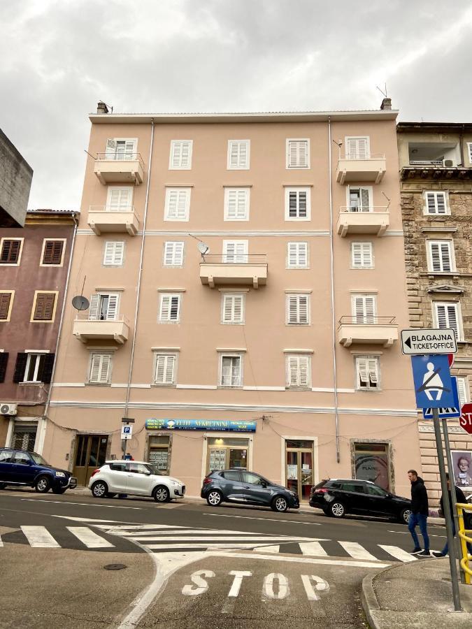Central Rijeka Apartments Ciottina 24 Екстериор снимка