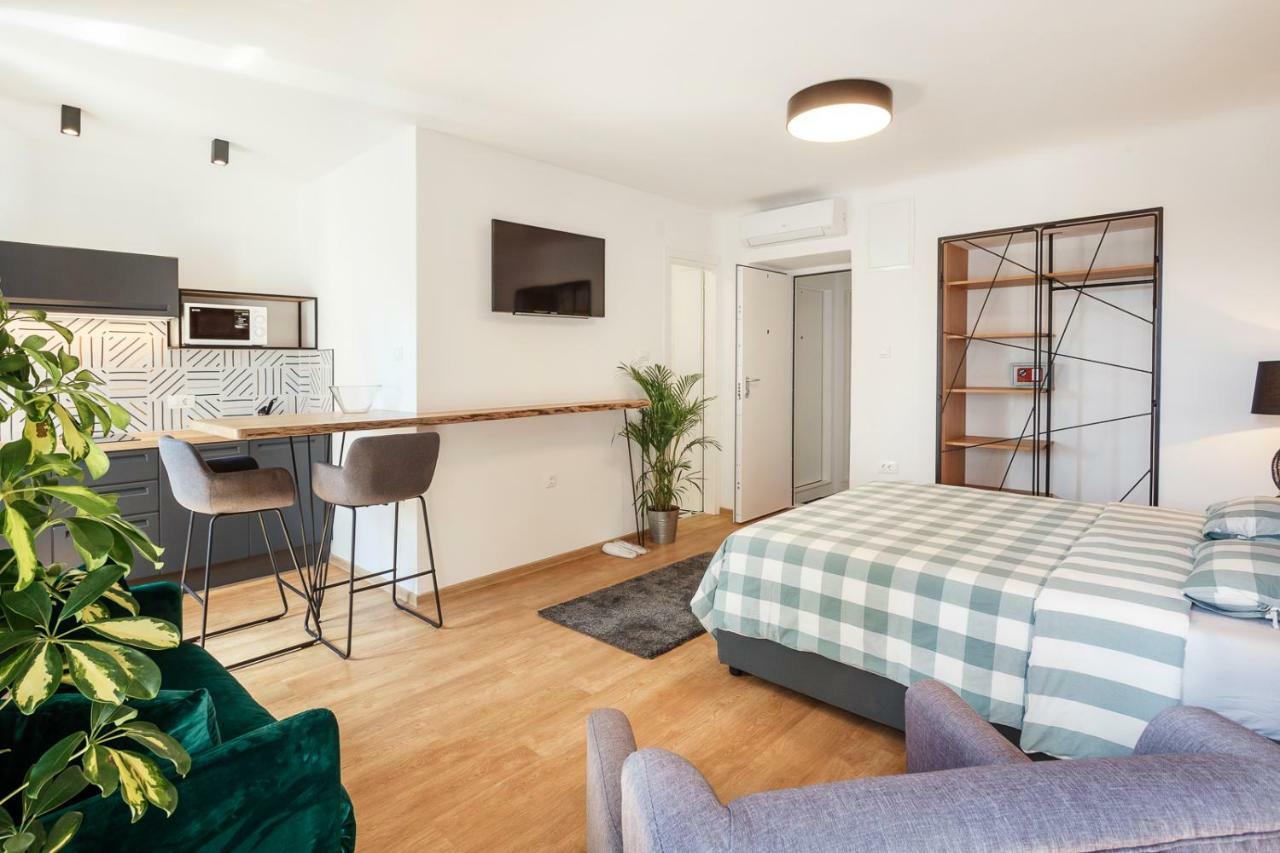 Central Rijeka Apartments Ciottina 24 Екстериор снимка